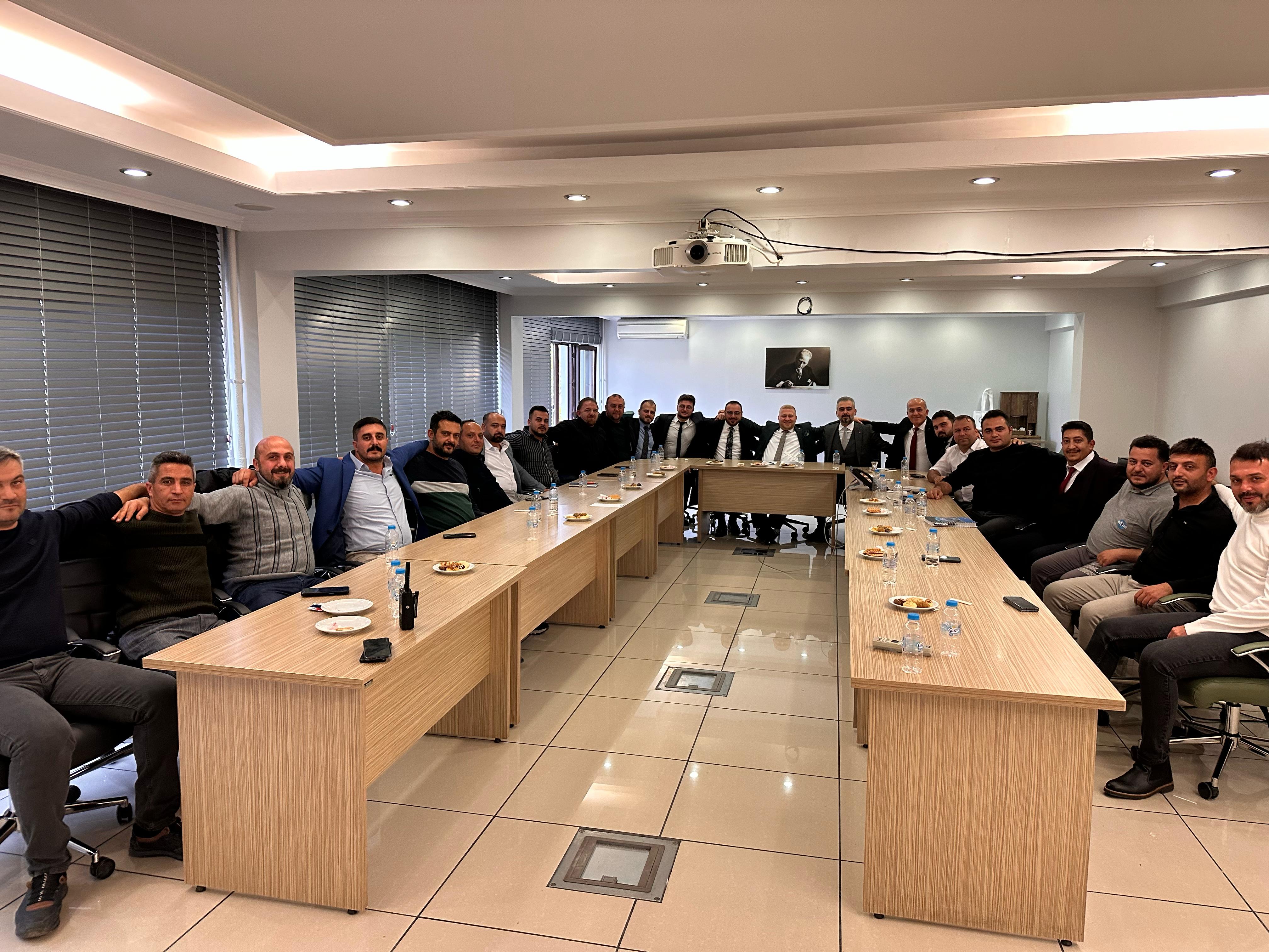 WhatsApp Image 2023-11-30 at 12-18-54