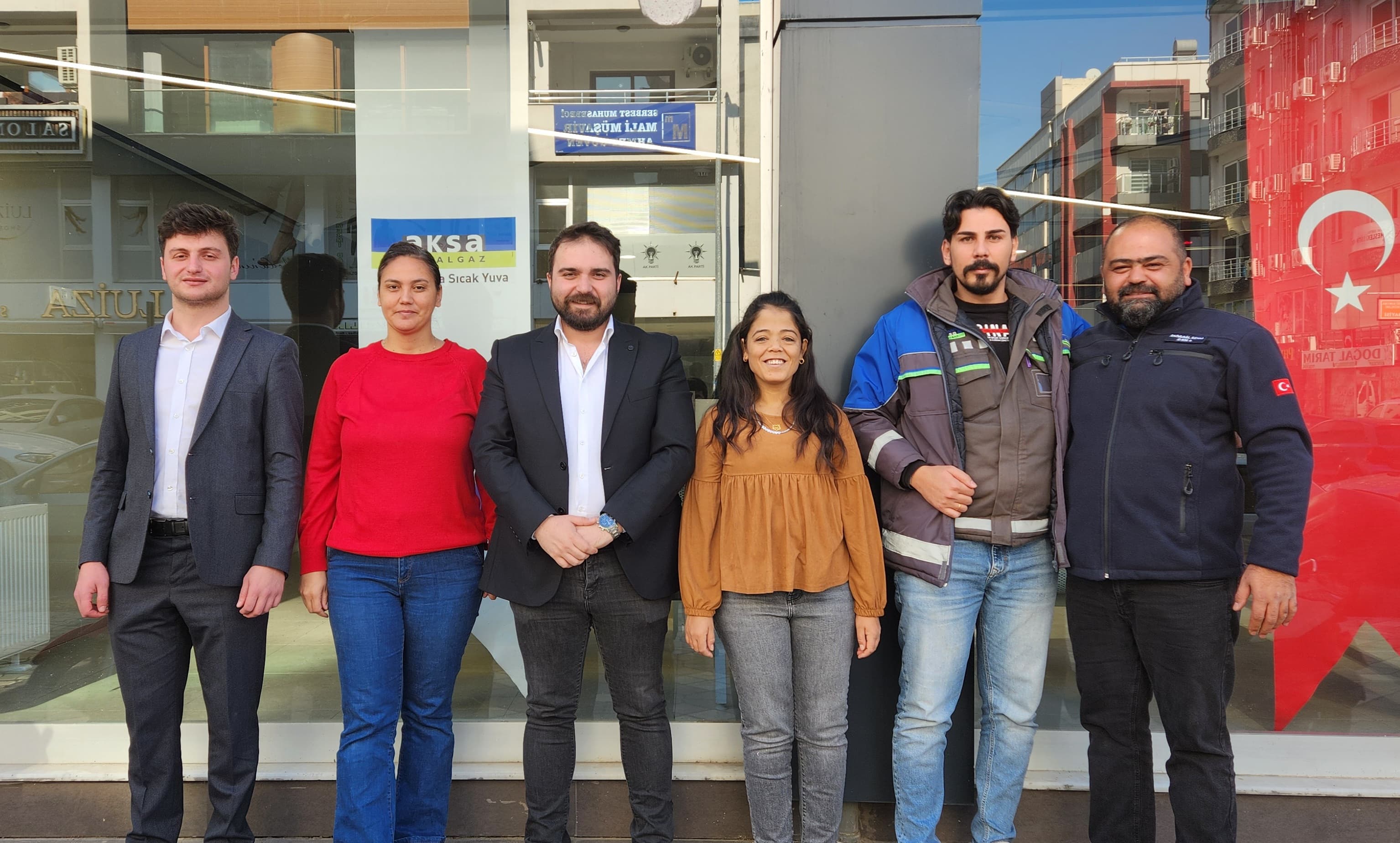 WhatsApp Image 2024-12-13 at 10-43-40 (1)