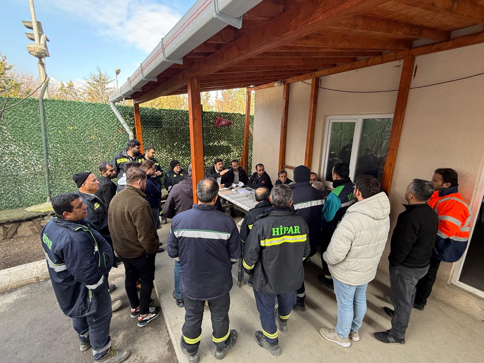 WhatsApp Image 2025-02-07 at 10-45-29