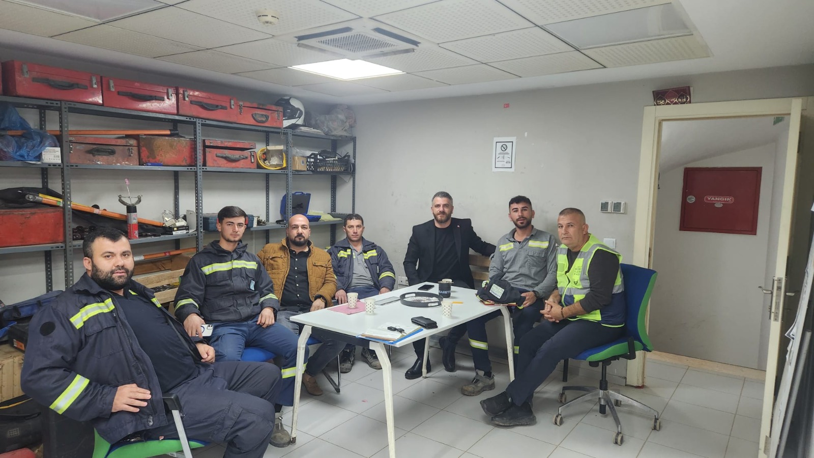 WhatsApp Image 2025-02-14 at 10-25-18