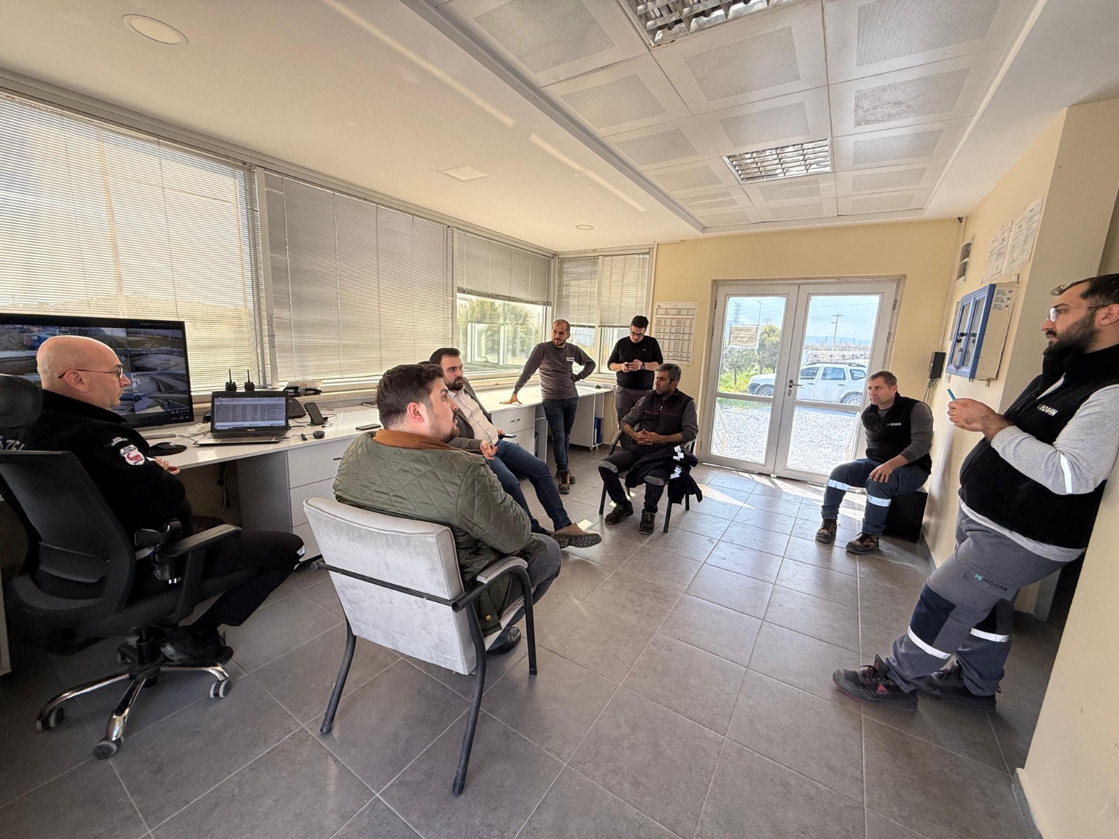 WhatsApp Image 2025-02-27 at 10-35-22