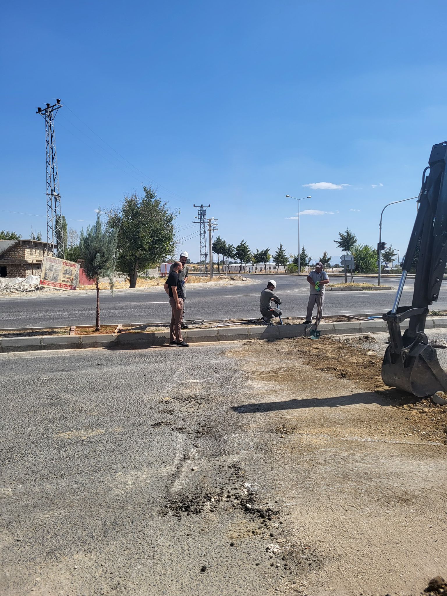 WhatsApp Image 2025-10-01 at 10-22-04