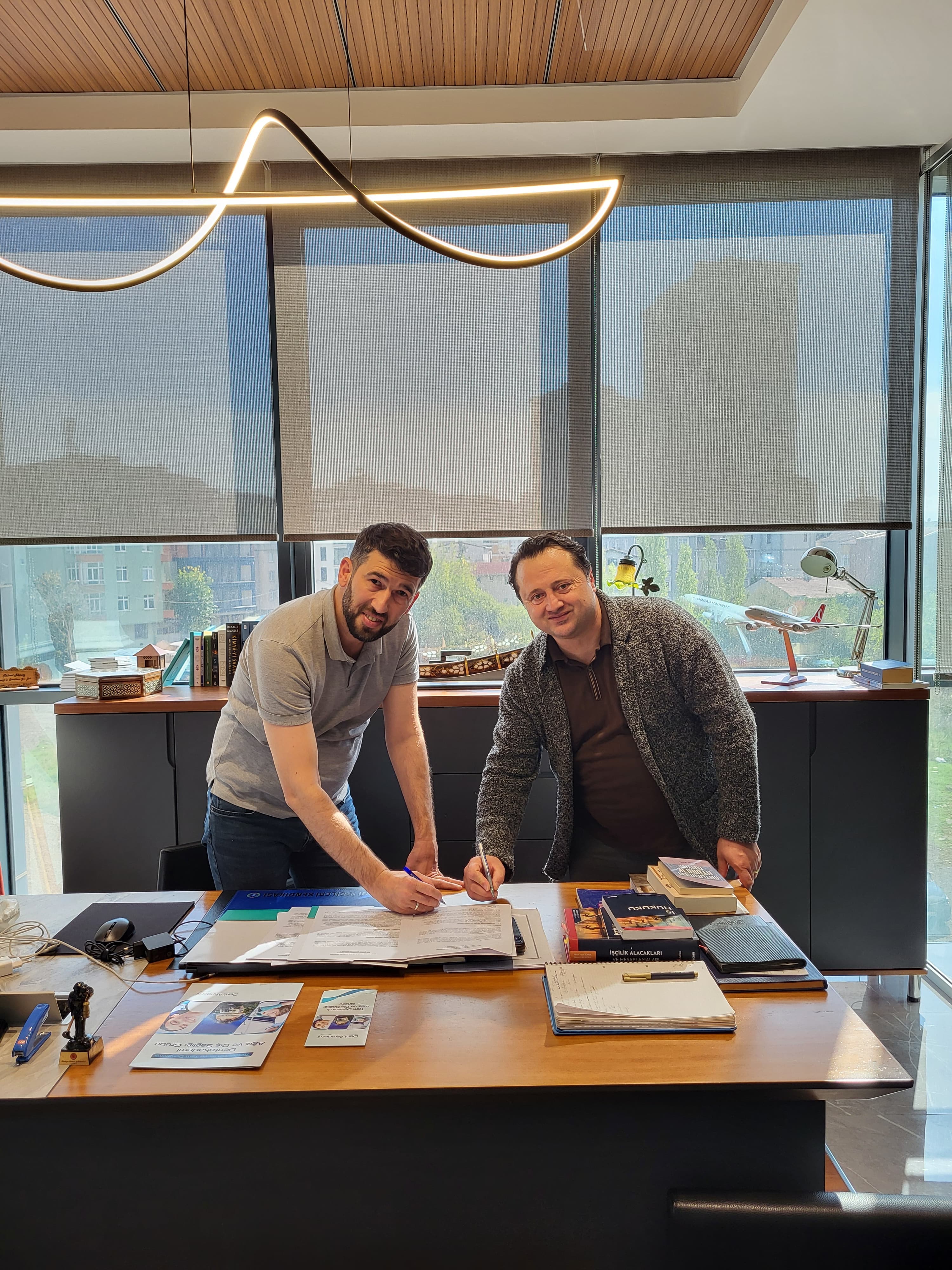 WhatsApp Image 2025-10-22 at 09-13-26