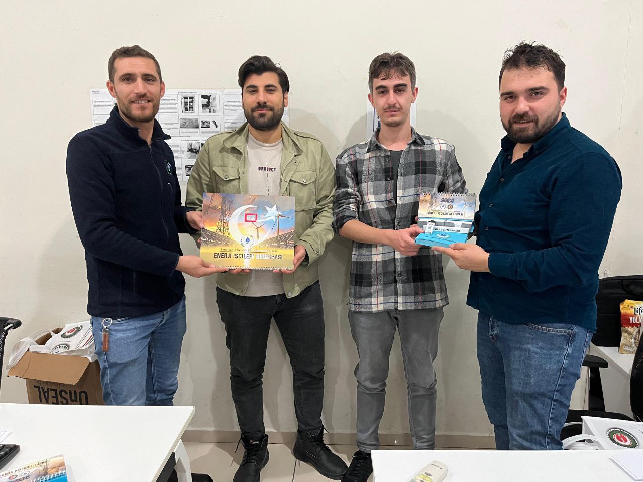 photo_6026254225333403539_y